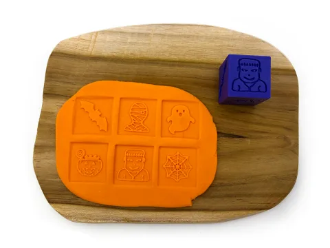 Otiskovací kostka halloween fialová