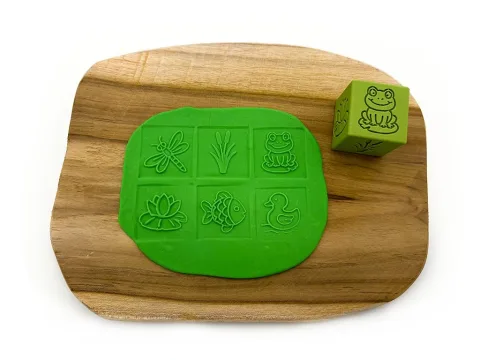 Otiskovací kostka rybník