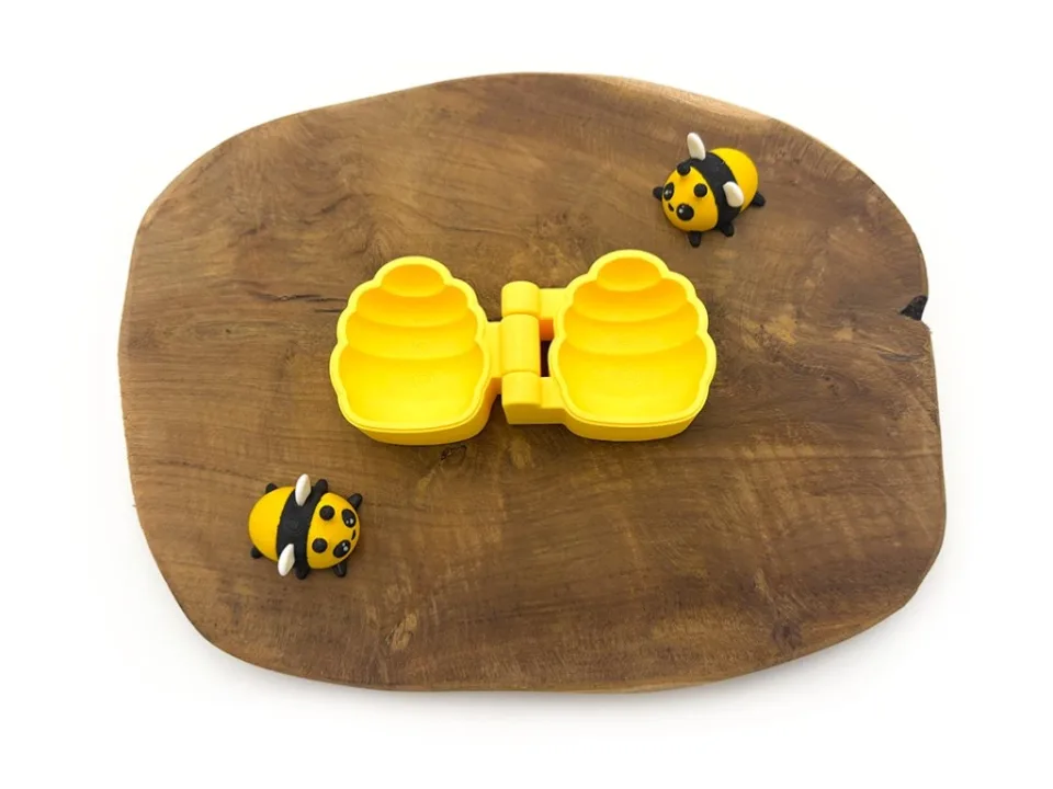 Tvořítko včelí úl